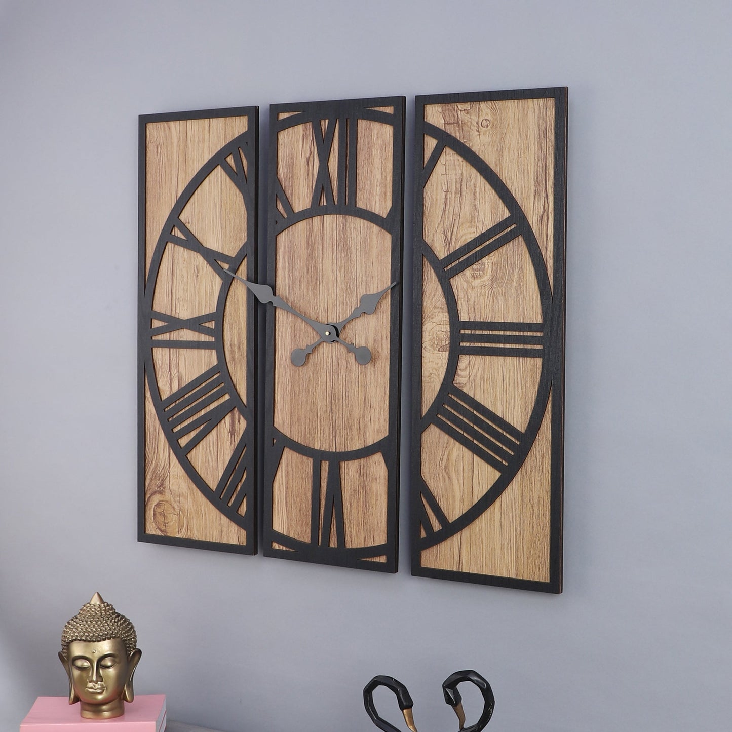 wc4 Brown Three-Piece Wooden Wall Clock with Roman Numerals