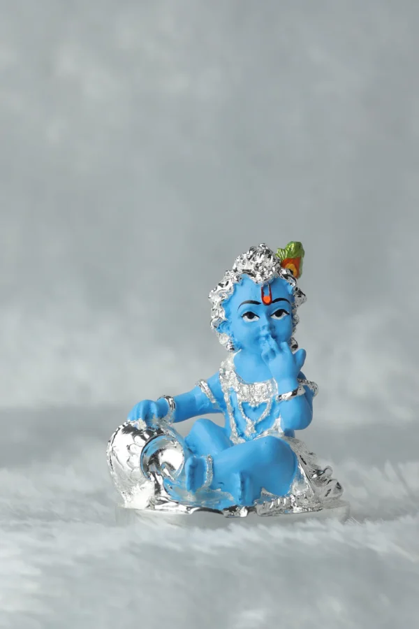 Makhan Chor silver plated with blue colour